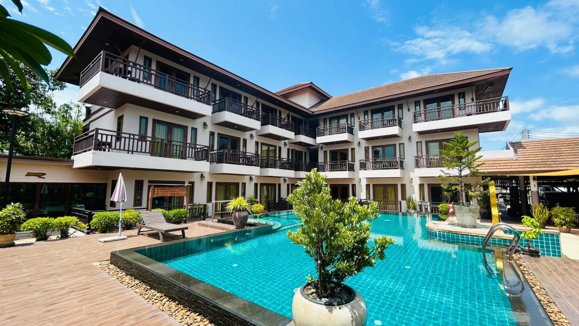 Suansukpattaya Jomtien Beach